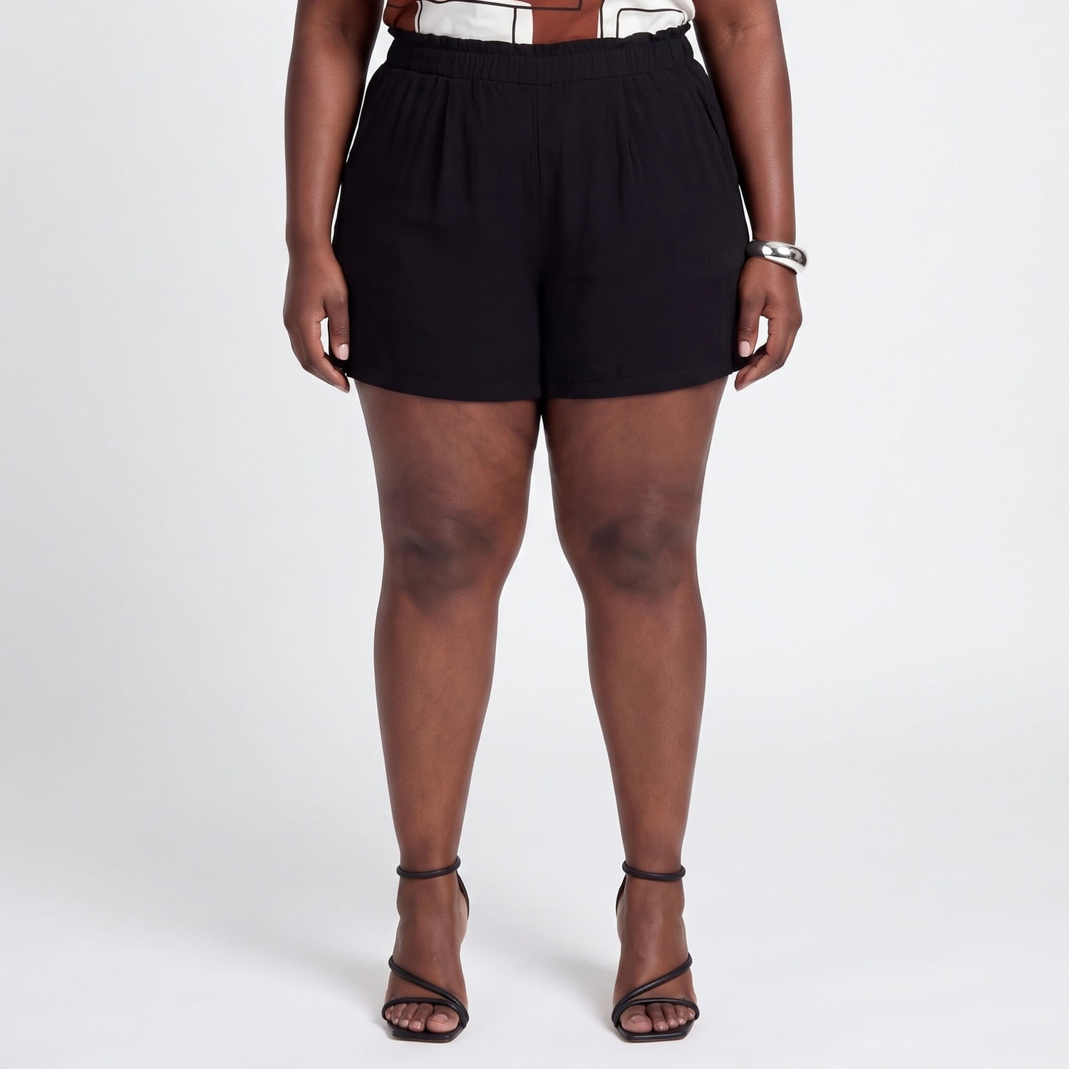 Short TP Preto Preto